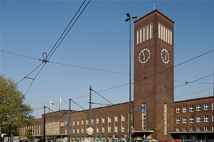 der Hauptbahnhof Düsseldorf (HBF)